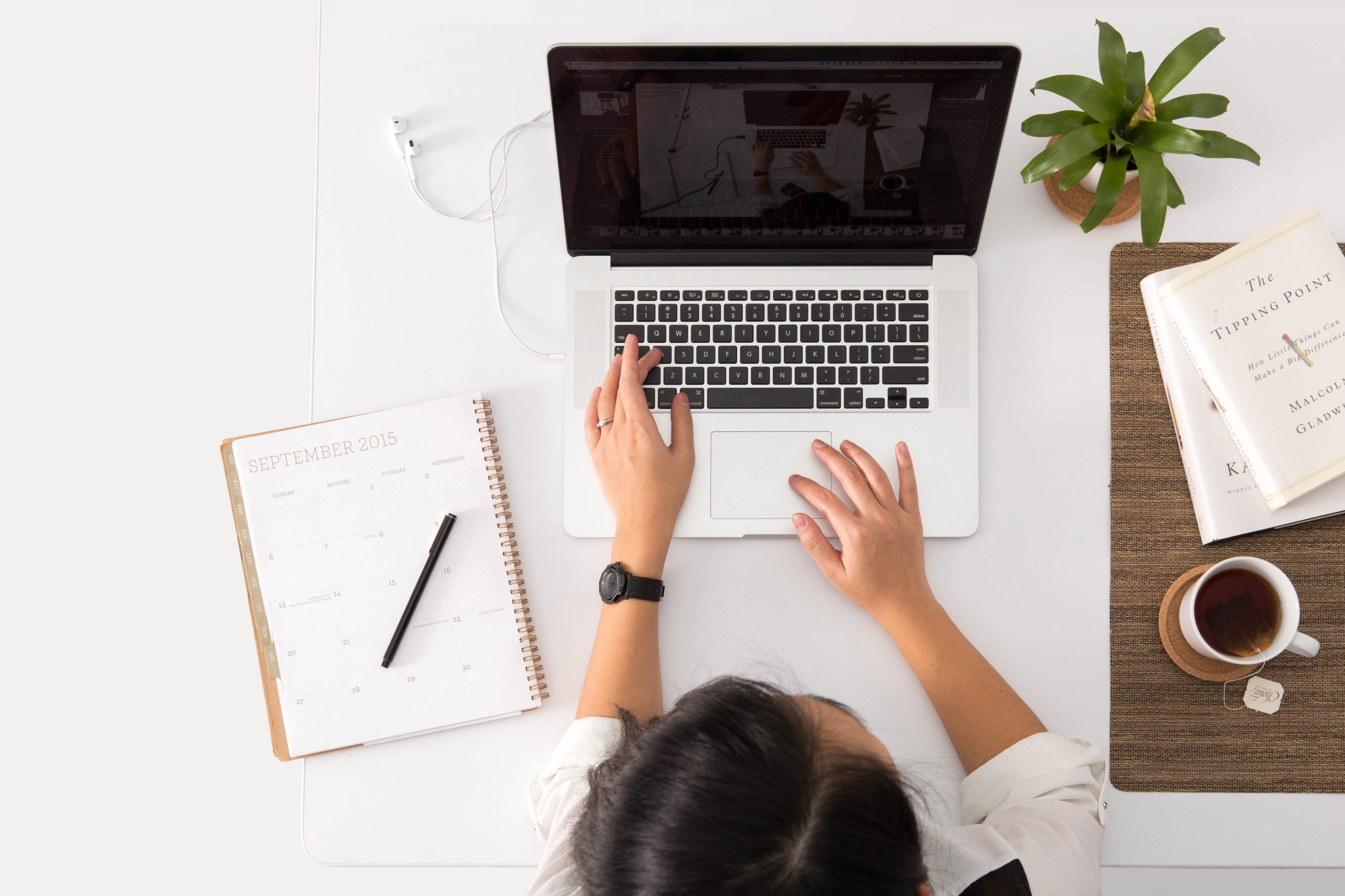 6 Reasons Why You Need A CRE Blog